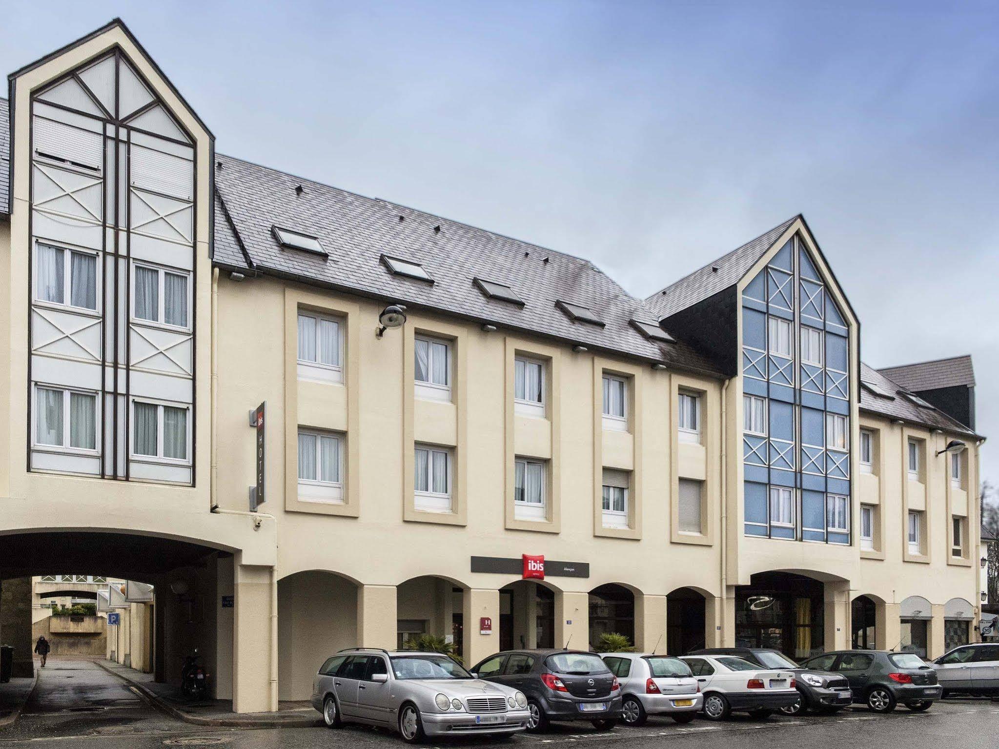 ibis Alençon Hotel Exterior foto